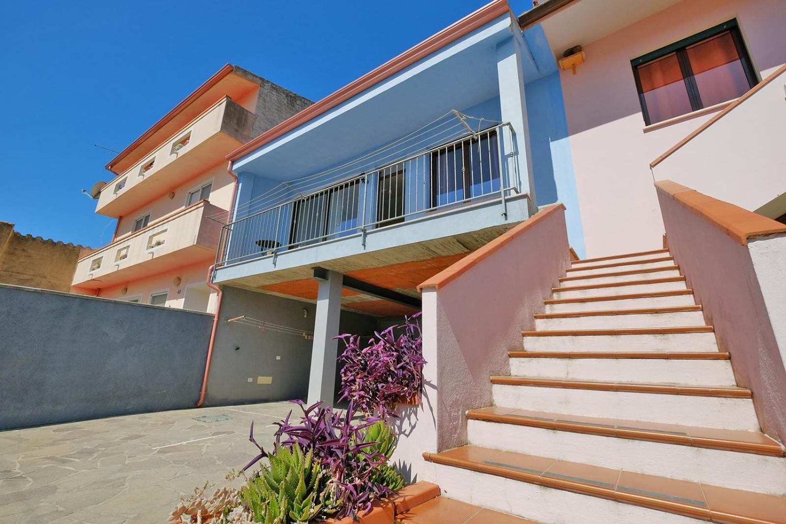 Готель Casa Azzurra - Blue House Теулада Екстер'єр фото